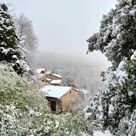 Le Relais Des Bouziges Bed and breakfast