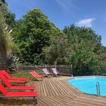 Le Relais Des Bouziges Bed & Breakfast